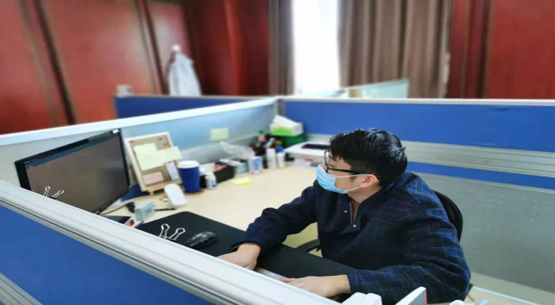 疫情之下,平凡岗位上的不凡坚守 疫情之下,平凡岗位上的不凡坚守