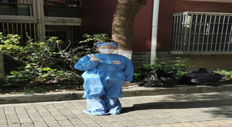 以爱之名，无私奉献