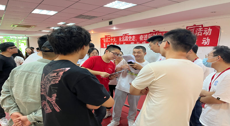 “喜迎二十大、永远跟党走、奋进新时代”主题团日活动暨“铿锵十年 我与盛同共发展”活动