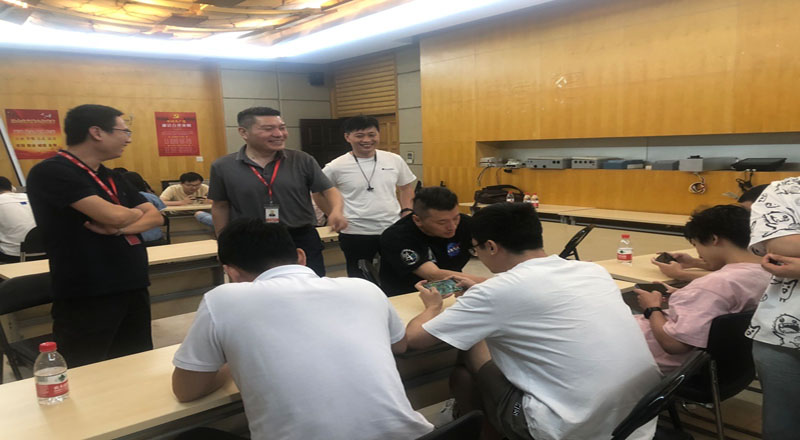 “喜迎二十大、永远跟党走、奋进新时代”主题团日活动暨“铿锵十年 我与盛同共发展”活动
