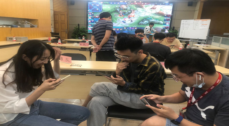 “喜迎二十大、永远跟党走、奋进新时代”主题团日活动暨“铿锵十年 我与盛同共发展”活动