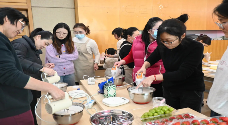 绽放女性风采 共筑团队温情丨妇女节快乐