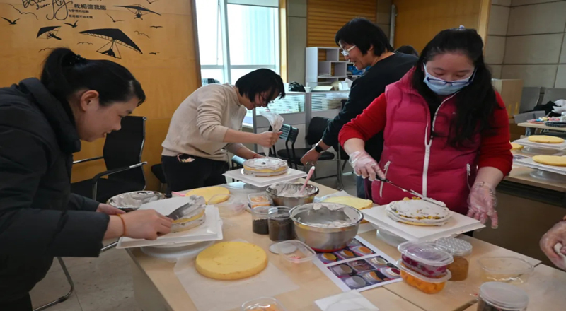 绽放女性风采 共筑团队温情丨妇女节快乐