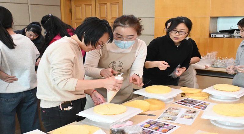 绽放女性风采 共筑团队温情丨妇女节快乐