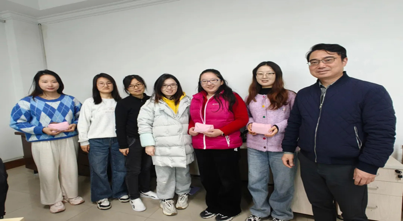 绽放女性风采 共筑团队温情丨妇女节快乐